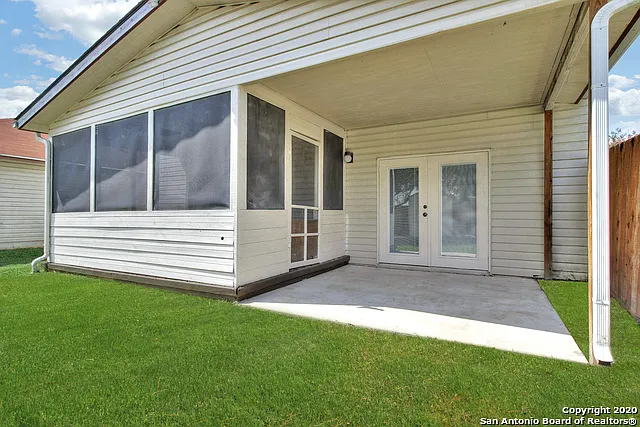 9715 Kashmir Dr — Photo 17