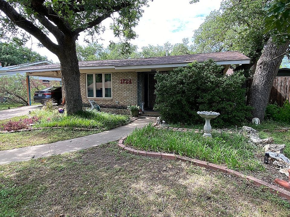 Front of house from east