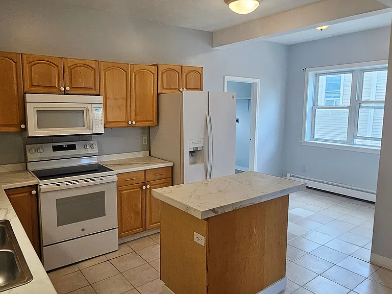 84 Providence St #2 — Photo 9