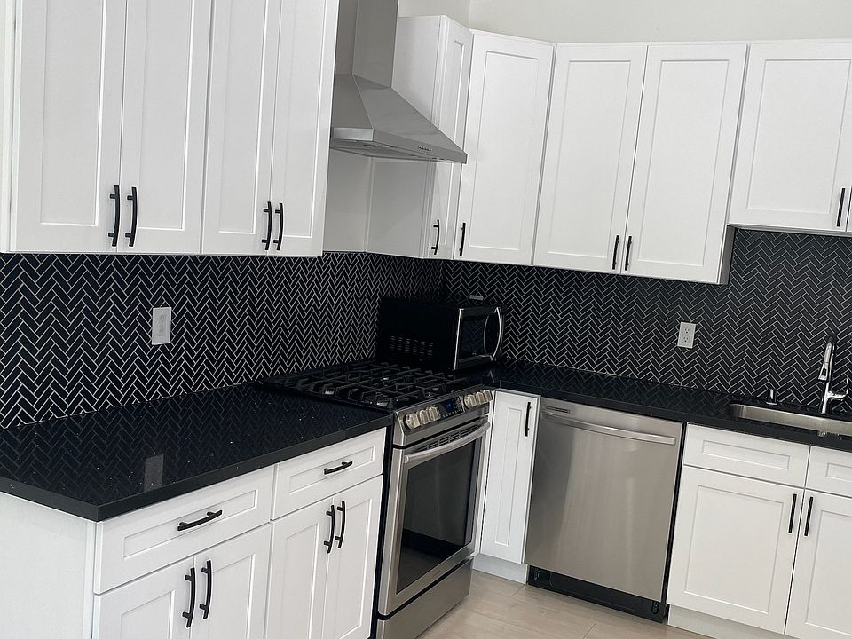 1st image of 7620 Pomelo Dr
