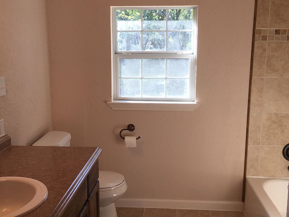 1st image of 110 Russell St