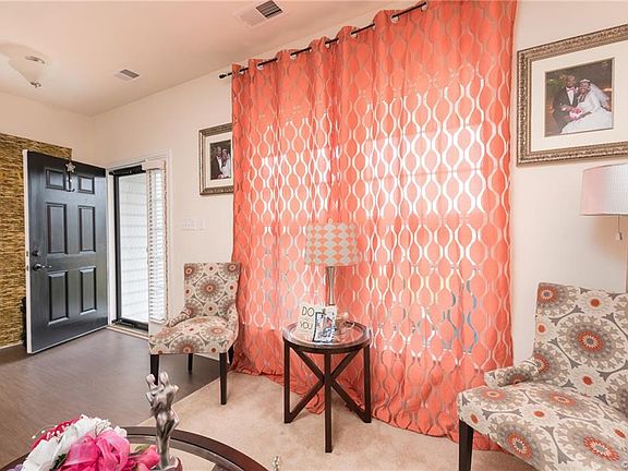 4th image of 5481 Brandon Bluff Way