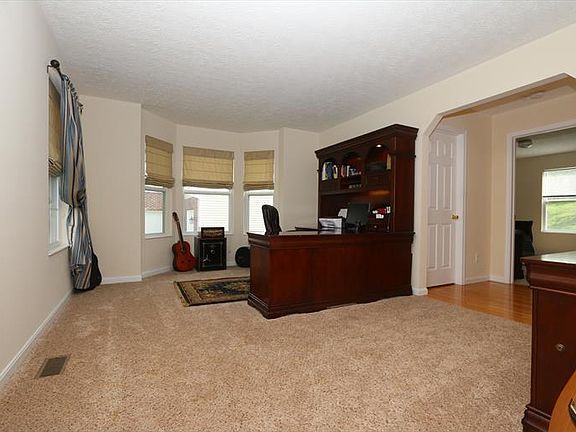 5th image of 5021 Meadowside Ct
