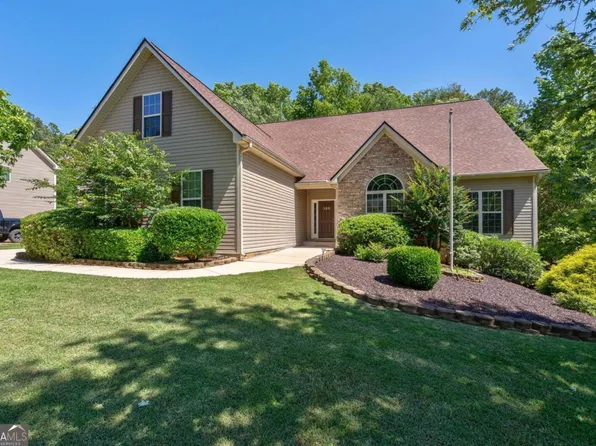125 Laurel Oaks Ln, Jefferson, GA 30549