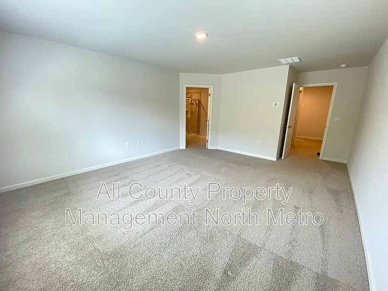 2715 Poppy Ct — Photo 8