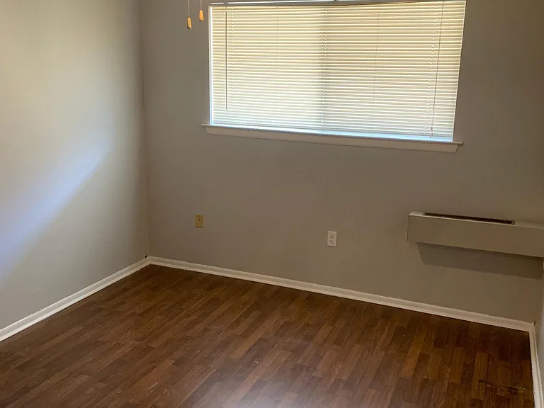 5633 Truman St — Photo 6