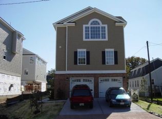 307 26th 1/2 St, Virginia Beach, VA 23451