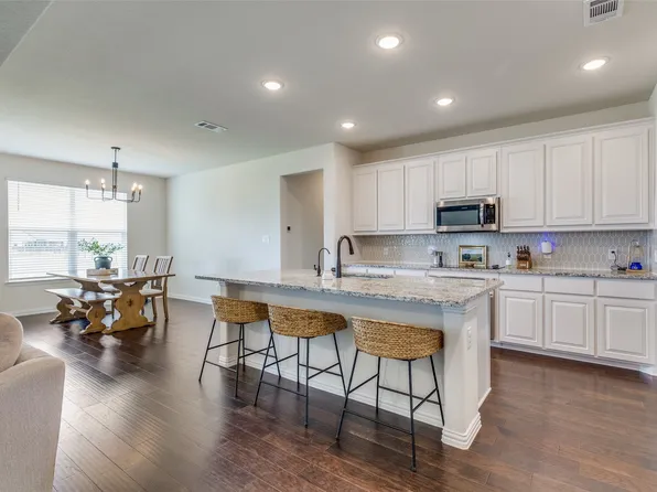 175 Spicewood Trl, Rhome, TX 76078