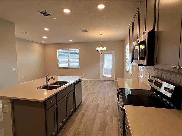15769 Tollington Aly — Photo 9