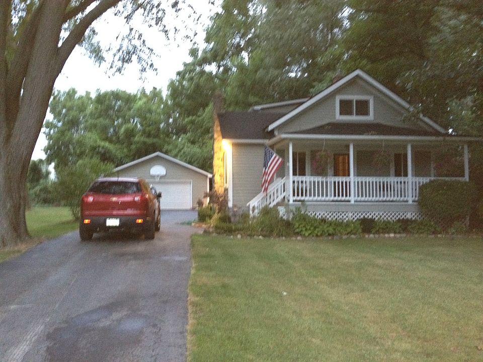 2nd image of 490 Willard Ave