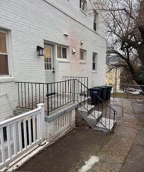 4253 Brooks St NE #1 — Photo 24