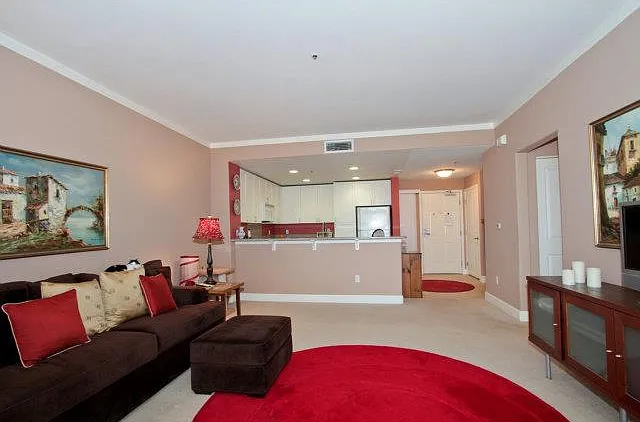 LIVING ROOM VIEWING TO KITCHEN