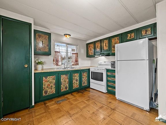 5th image of 1001 Boniface Pkwy Trailer 8-G