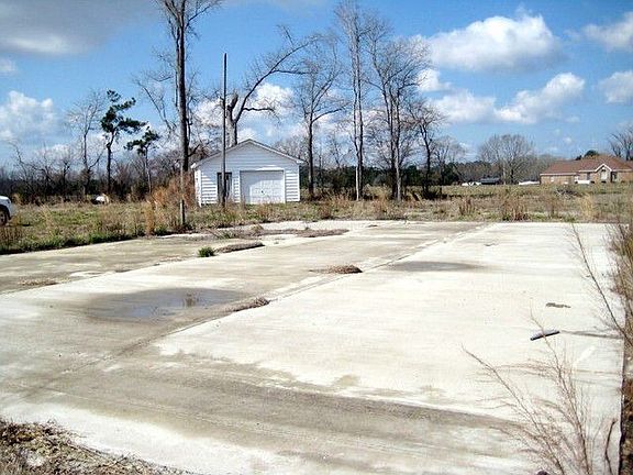 5th image of 5934 State Highway 33 E
