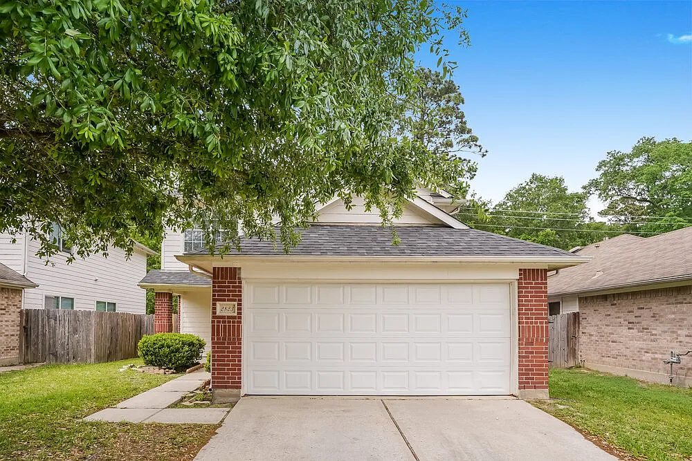 3 bed, 2.5 bath, 1703 sqft, $1,725 — Photo 1