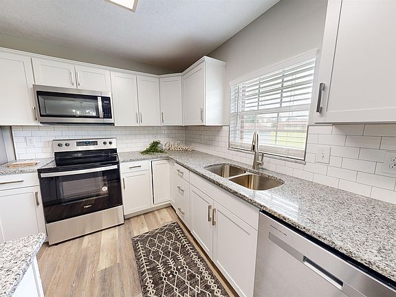 3rd image of 200 Township Road 1216