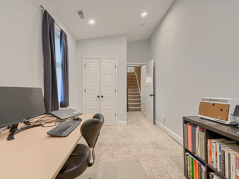 405 S Wolfe St — Photo 26