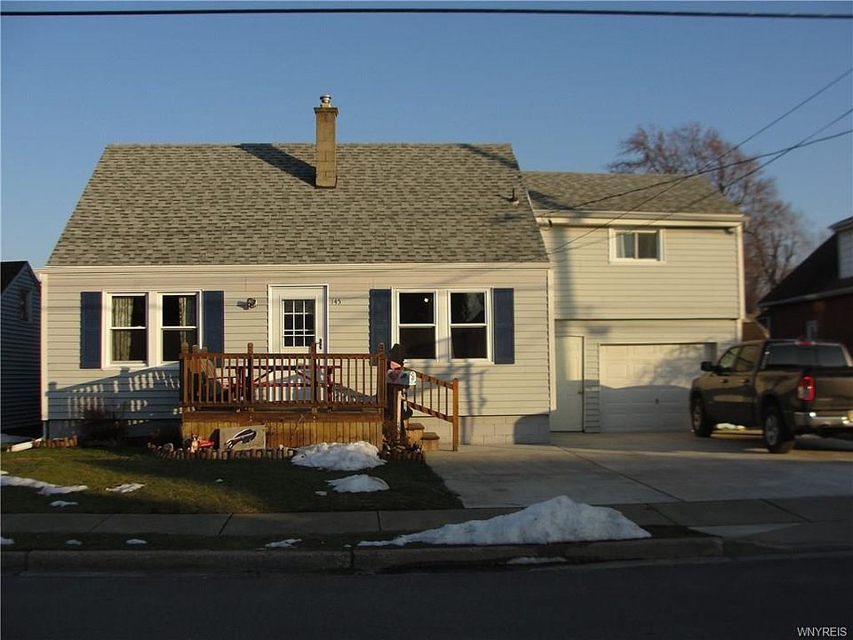 1st image of 145 Dirkson Ave