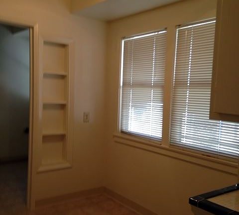 4th image of 1209 U St #B