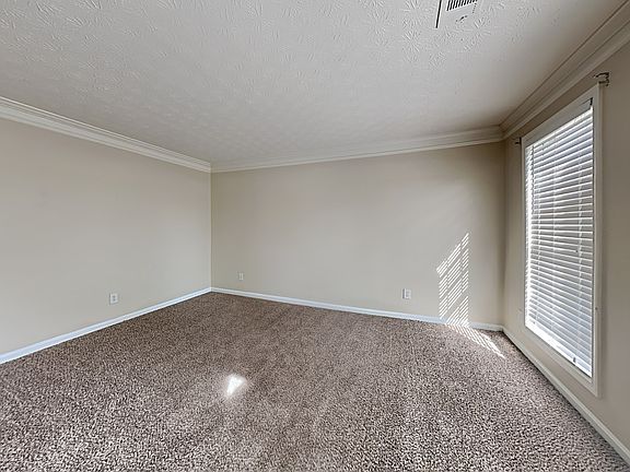 4th image of 3452 Kittery Dr