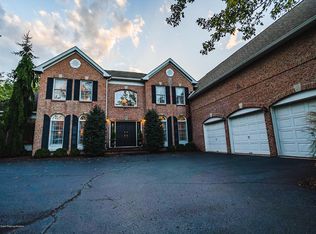 28 Green Meadow Rd, Skillman, NJ 08558