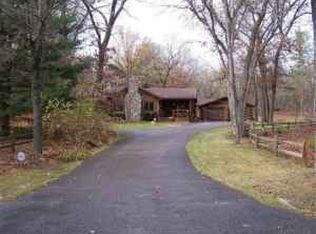 E9468 Wildflower Dr, Reedsburg, WI 53959