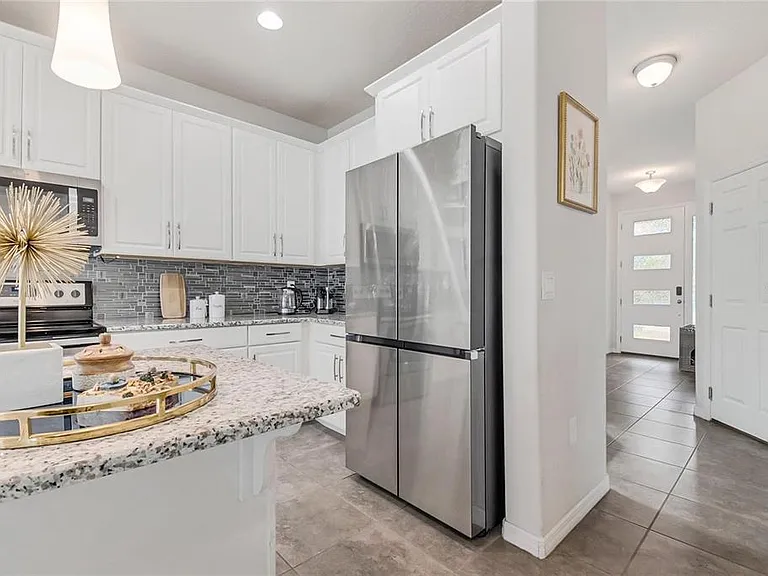 2495 Rapollo Dr — Photo 10