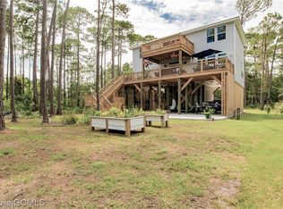 1407 Olive Ln, Dauphin Island, AL 36528