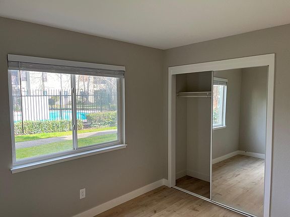 5th image of 9145 Newhall Dr APT 54