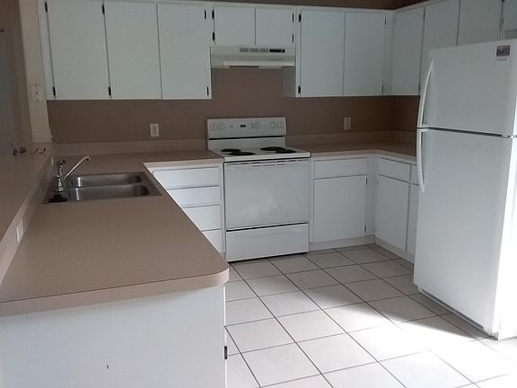 4th image of 22150 Bell Harbor Dr