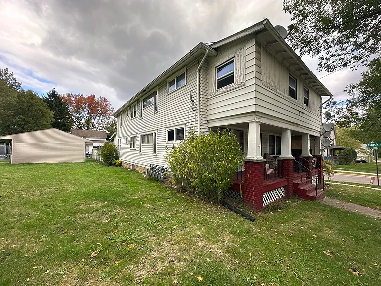 929 Johnston St #2 — Photo 2