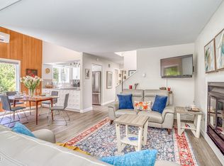 1252 SW Meadow Ln, Depoe Bay, OR 97341