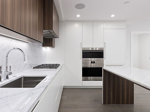 4th image of 7433 Cambie St #2503