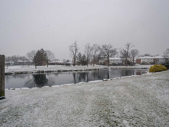 5th image of 10859 Ponds Ln