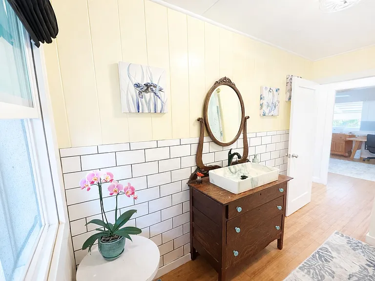 5047 Aliomanu Rd #5 — Photo 13