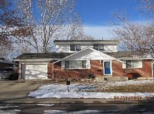 1424 S Estes Way, Lakewood, CO 80232
