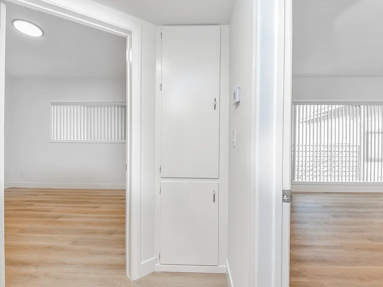 1005 E Doran St #J — Photo 19