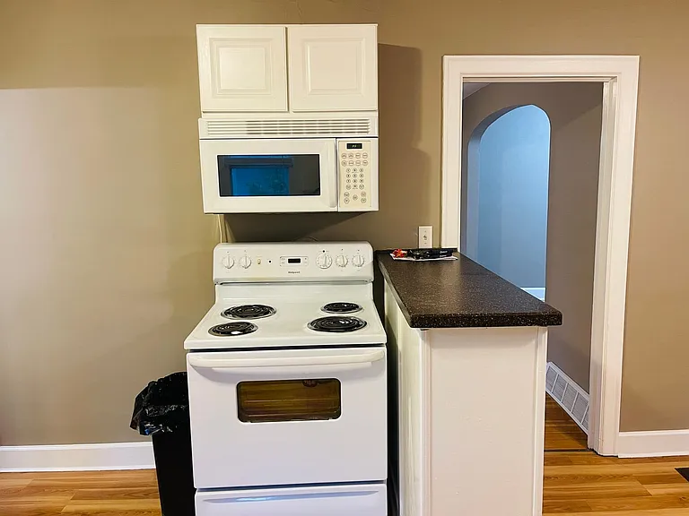 440 Lewis Ave — Photo 21