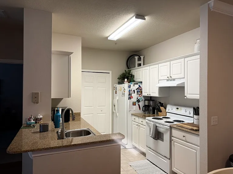 1300 Eastern Pecan Pl #1-107 — Photo 30