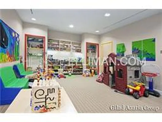 Sold by Douglas Elliman | media 4