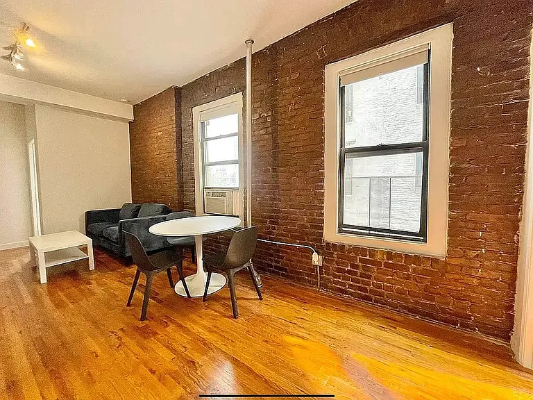 57 Pitt St #14 — Photo 3