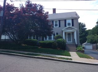 219 Wren St, West Roxbury, MA 02132