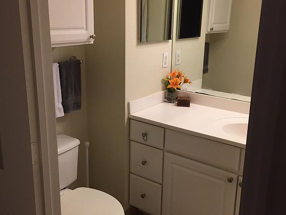 4th image of 124 Beach Haven Ln