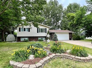 814 16th Ave SE, East Grand Forks, MN 56721
