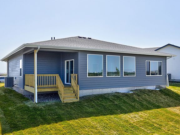 3rd image of 1768 SW Sienna Ct