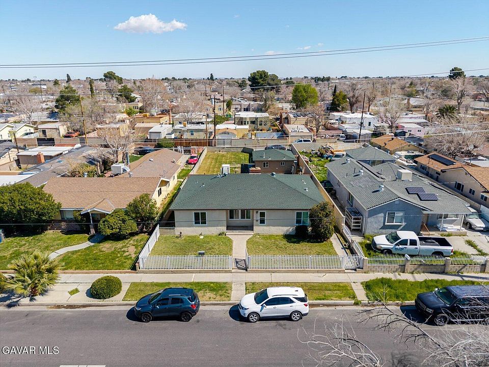 1st image of 44632 Fern Ave
