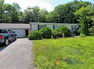 71 Kyle Ln, Auburn, ME 04210