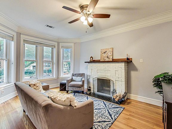 4th image of 808 W Belle Plaine Ave #1
