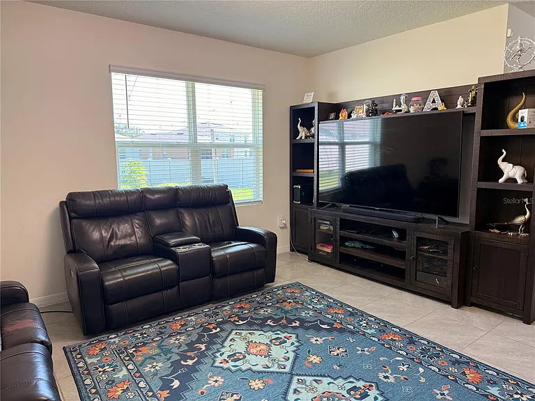 2250 Hidden Palm Dr — Photo 15