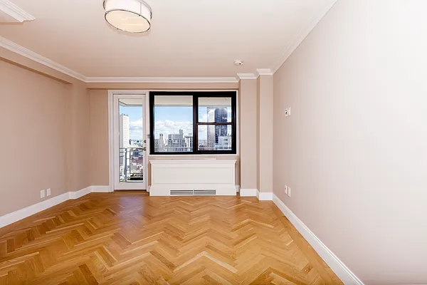 Rented by UES Management | media 37